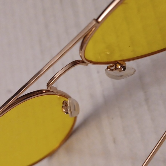 $4 Add-on Yellow Lenses Sunglasses - Picture 6 of 6
